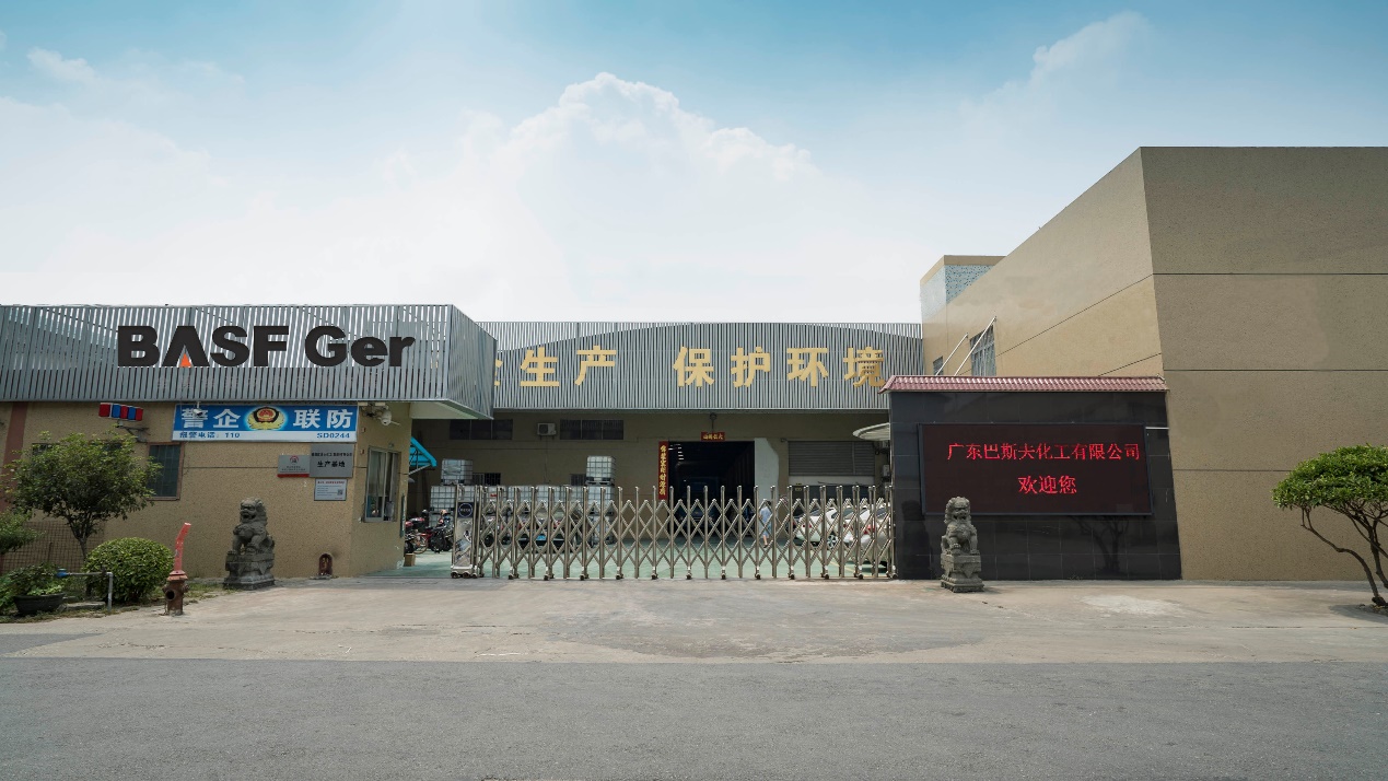 查看源图像
